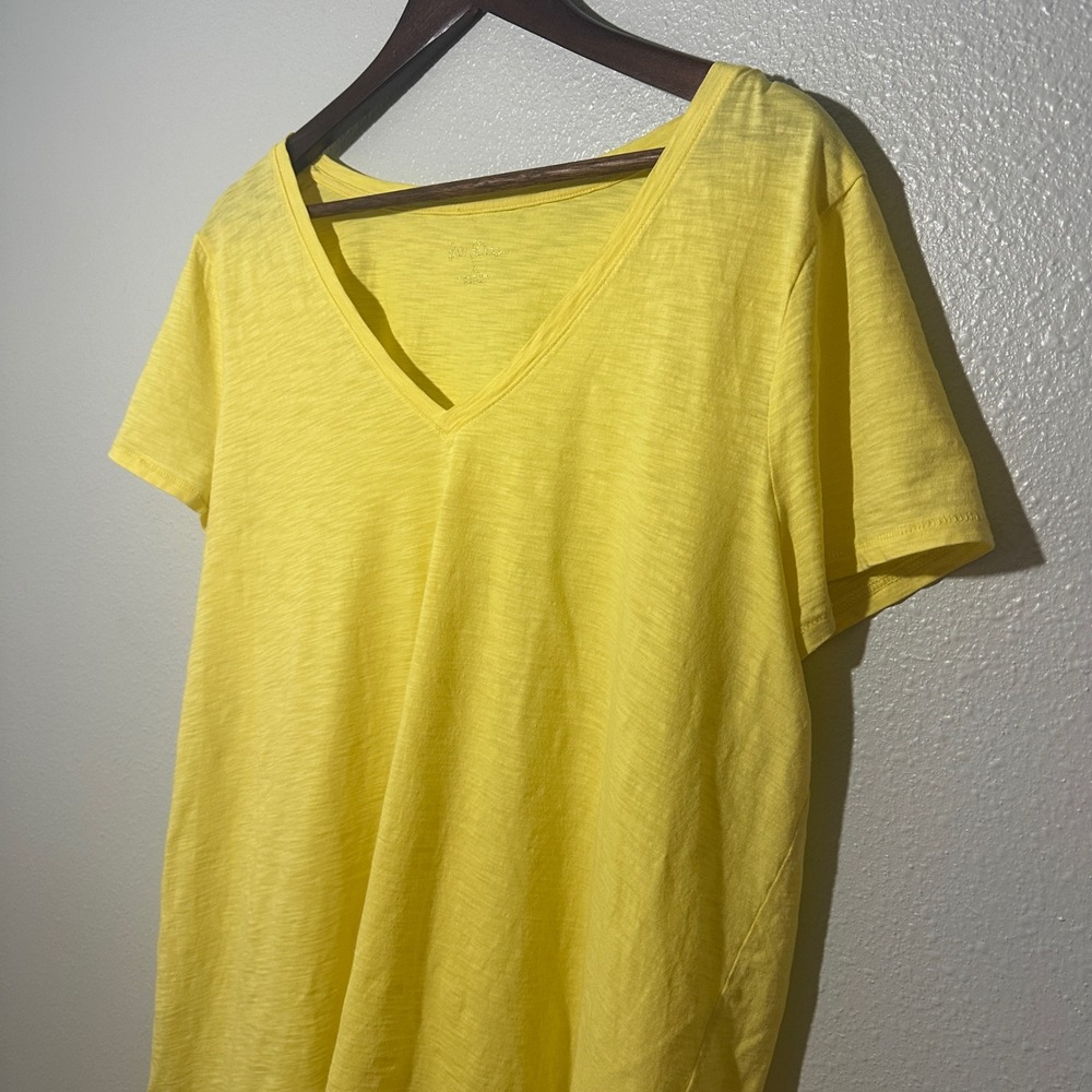 Lilly Pulitzer Etta V-Neck T-Shirt XL Yellow Pima Cotton Slub Knit Short Sleeve